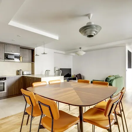 Luxurious 4bedroom 8pers Apt - Heart Of Apartamento