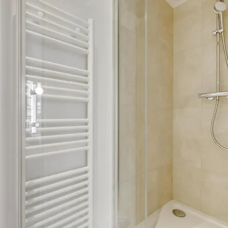Luxurious 4bedroom 8pers Apt - Heart Of Apartamento París